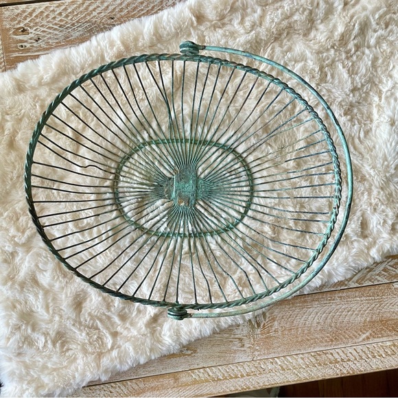 🧺3 Wire Farmhouse Oval Baskets🧺 - Picture 7 of 16